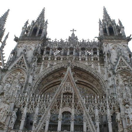 La Savane Du Donjon Rouen Exteriör bild
