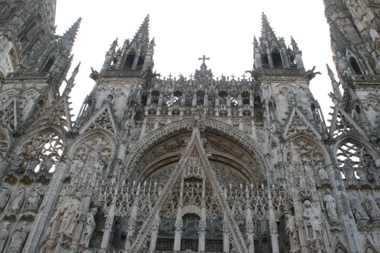 La Savane Du Donjon Rouen Exteriör bild